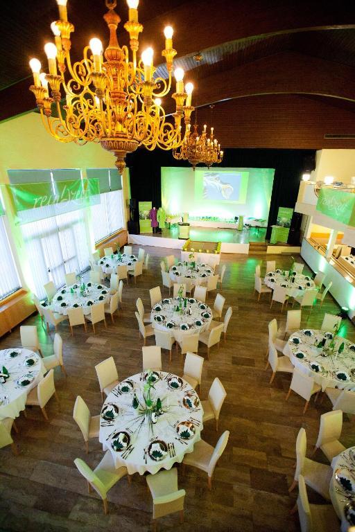 Komfort-Hotel Stockinger Ансфелден Екстериор снимка